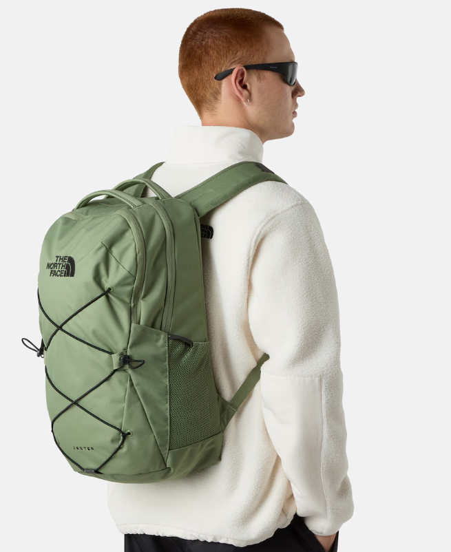 Každodenn&eacute; dobrodružstv&aacute; s&uacute; pohodlnej&scaron;ie a &scaron;t&yacute;lovej&scaron;ie keď nos&iacute;m oblečenie a doplnky od The North Face